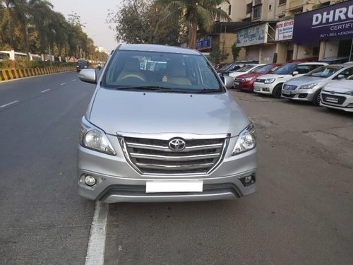 Toyota Innova 2014 MT for sale in Mumbai - Maharashtra