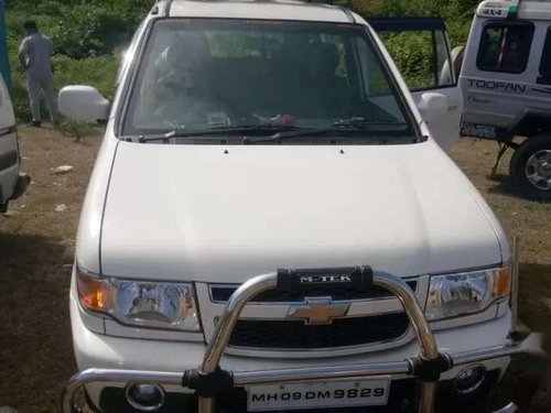 Chevrolet Tavera MT 2016 in Kolhapur