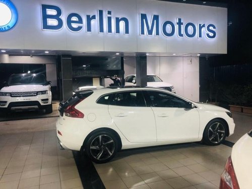 Used 2016 Volvo V40 AT for sale in Pune