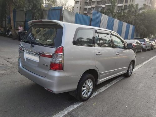 Toyota Innova 2014 MT for sale in Mumbai - Maharashtra