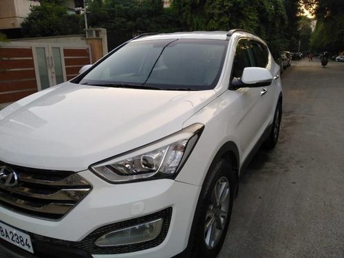 Hyundai Santa Fe 2WD AT 2016 for sale in New Delhi