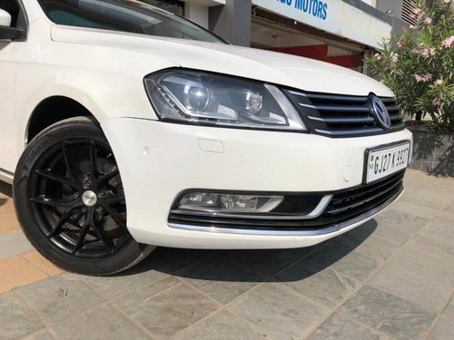 Volkswagen Passat 2011 MT for sale in Ahmedabad