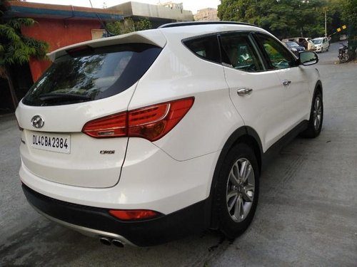 Hyundai Santa Fe 2WD AT 2016 for sale in New Delhi