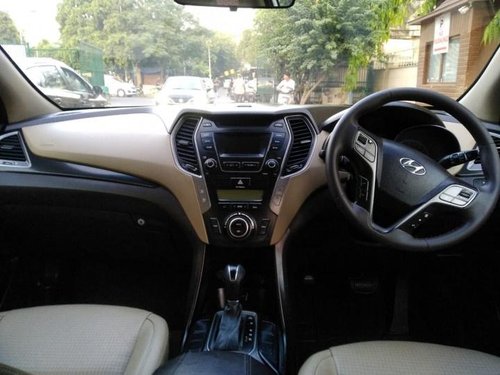 Hyundai Santa Fe 2WD AT 2016 for sale in New Delhi