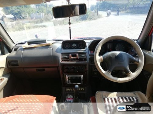 Mitsubishi Pajero 2.8 SFX BSIII Single Tone MT 2012 in Aurangabad