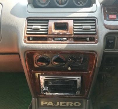 Mitsubishi Pajero 2.8 SFX BSIII Single Tone MT 2012 in Aurangabad