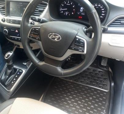 Hyundai Verna 1.6 SX VTVT 2017 MT for sale in New Delhi