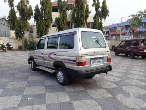 Used 2002 Toyota Qualis GS C1 MT for sale in Hyderabad 