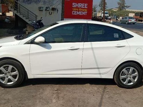 Hyundai Verna 1.4 CRDi 2014 MT for sale in Pune