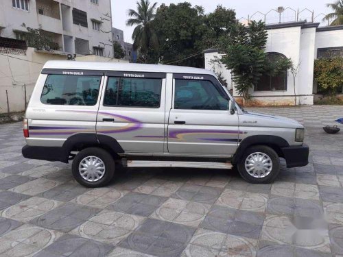 Used Toyota Qualis GS C1, 2002, Diesel MT for sale in Hyderabad 
