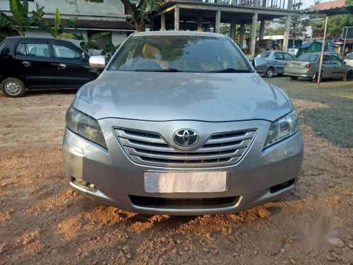 Used 2006 Toyota Camry MT for sale in Kochi at low price