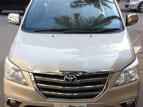 Used Toyota Innova MT car at low price in Bangalore