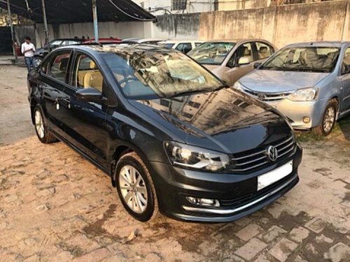 Used 2016 Volkswagen Vento 1.5 TDI Highline Plus AT for sale in Kolkata