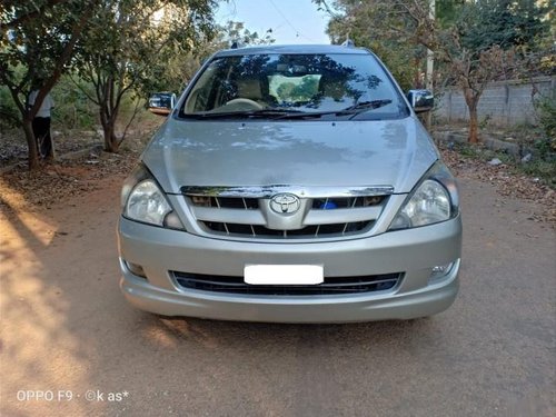 Toyota Innova 2004-2011 2.5 V Diesel 7-seater MT for sale in Bangalore