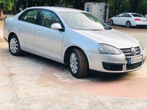 Used Volkswagen Jetta 1.9 Highline TDI AT 2007-2011 car at low price in New Delhi