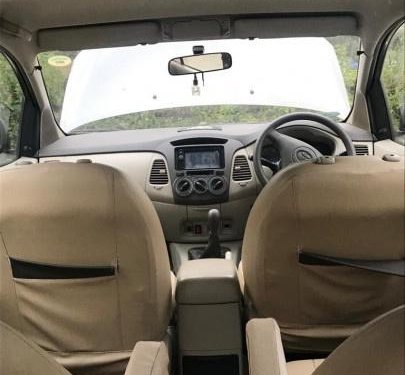 Used 2009 Toyota Innova MT 2004-2011 for sale in Chandigarh