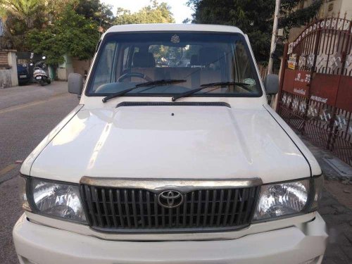 Used 2004 Toyota Qualis FS B3 MT car at low price in Chennai