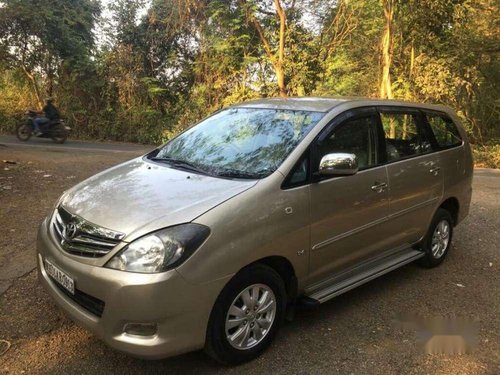 2010 Toyota Innova AT for sale at low price in Mumbai