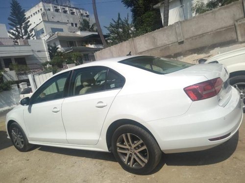 Volkswagen Jetta 2015 2.0L TDI Highline AT for sale in Coimbatore