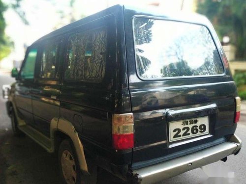 Toyota Qualis FS B5, 2004, Diesel MT for sale in Chennai