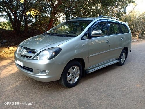 Toyota Innova 2004-2011 2.5 V Diesel 7-seater MT for sale in Bangalore