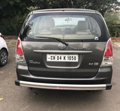 Used 2009 Toyota Innova MT 2004-2011 for sale in Chandigarh