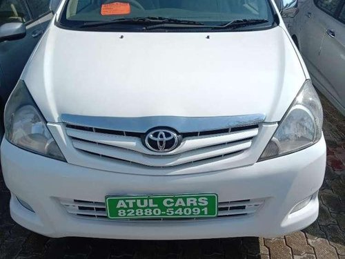 2010 Toyota Innova MT for sale at low price in Chandigarh
