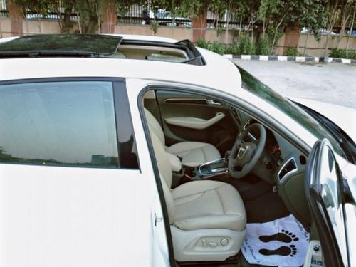 Used Audi Q5 AT 2008-2012 car at low price in New Delhi