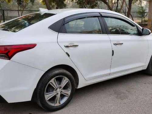 Used Hyundai Verna Fluidic 1.6 CRDi SX Opt, 2018, Diesel MT for sale in Noida