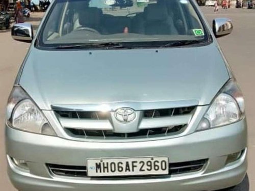 Used Toyota Innova 2.5 V 8 STR, 2006, Diesel MT for sale in Mumbai