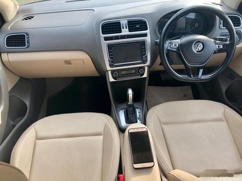 2016 Volkswagen Vento Petrol Highline AT for sale in Mumbai