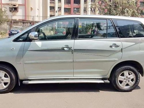 Used Toyota Innova 2.5 V 8 STR, 2006, Diesel MT for sale in Mumbai