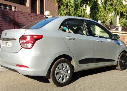 Used Hyundai Xcent 1.1 CRDi SX MT 2015 in Ahmedabad