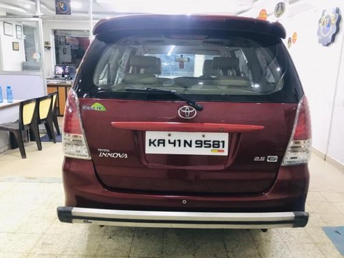 2011 Toyota Innova MT 2004-2011 for sale at low price in Bangalore