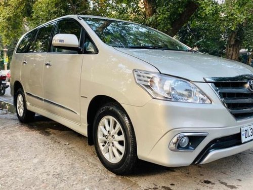 Toyota Innova 2.5 GX 8 STR MT 2014 in New Delhi