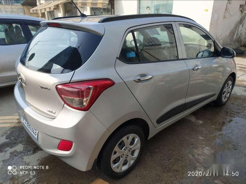 Used Hyundai Grand I10, 2014, Petrol MT for sale in Noida