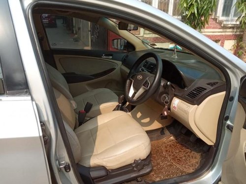 Hyundai Verna 1.6 CRDI MT 2011 in Kolkata