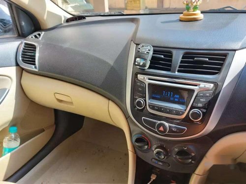 Used 2015 Hyundai Verna CRDi MT for sale in Daman 