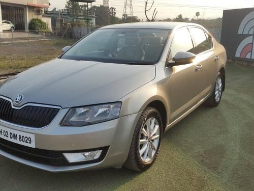 Used 2015 Skoda Octavia Ambition 2.0 TDI AT car at low price in Mumbai