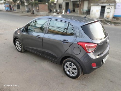 2014 Hyundai i10 Magna MT for sale at low price in Ahmedabad
