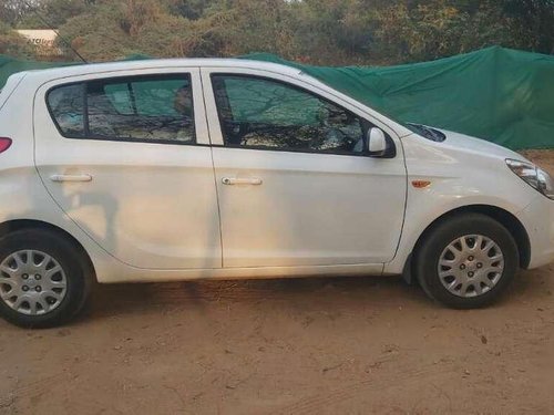 Used 2011 Hyundai i20 Magna 1.2 MT car at low price in Hyderabad