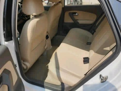 Used 2015 Volkswagen Vento Petrol Highline AT car at low price in Mumbai