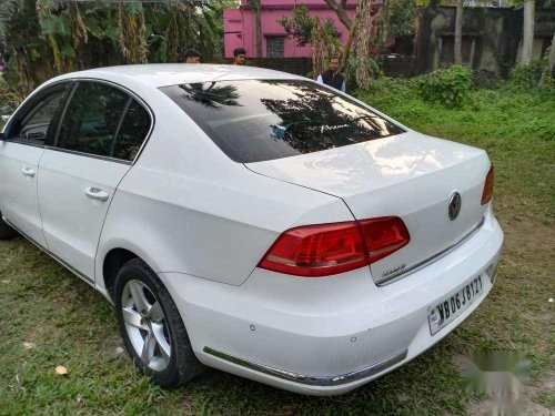 Volkswagen Passat Highline DSG, 2012, Diesel AT in Kolkata