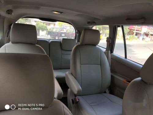 2009 Toyota Innova MT for sale at low price in Chennai