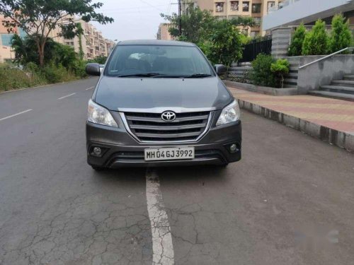 Used 2014 Toyota Innova MT car at low price in Mumbai