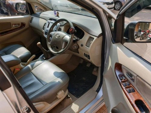 Used 2013 Toyota Innova 2.5 VX 8 STR MT for sale in Mumbai