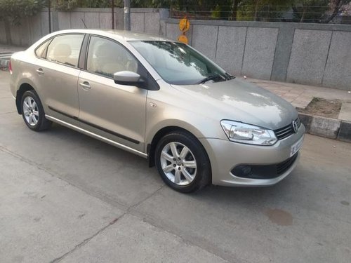 Volkswagen Vento Diesel Highline 2013 MT for sale in New Delhi