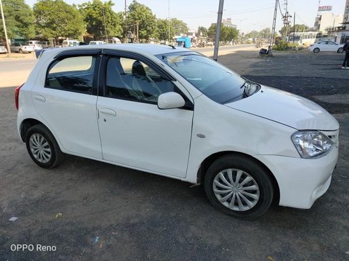 2011 Toyota Etios Liva GD MT for sale at low price in Ahmedabad