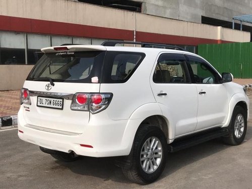 Used 2013 Toyota Fortuner 4x2 AT car at low price in New Delhi