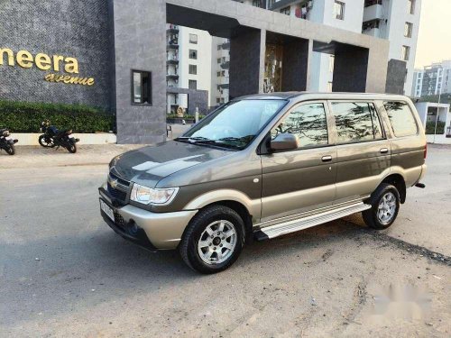 2015 Chevrolet Tavera Neo MT for sale in Surat